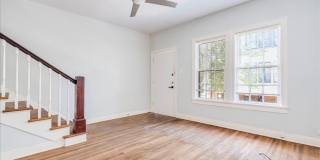 2 Bedroom house in West Campus Gallery 6