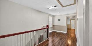 Ideal for Medical Professionals & Students – Spacious 5BR Near Downtown Gallery 23