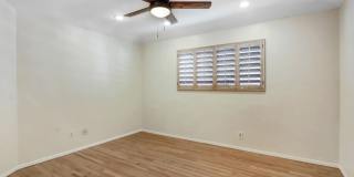 10832 Huston Street Gallery 12