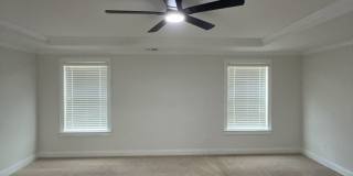 5 bedroom 3.5 bath great floorplan located in The Villages Gallery 19