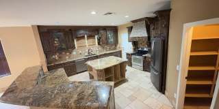 Beautiful 4 Bedroom - 2.5 Bath with Lots of Bonuses - Gilbert Gallery 4