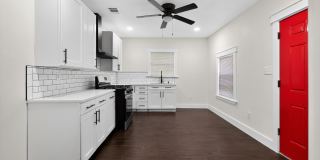 Charming 2BR House in San Antonio Gallery 26