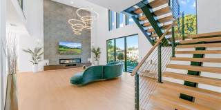 853 Oak Street Gallery 3