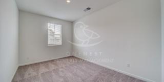 Twelve Bridges 4-Bedroom, 2-Bath Home Gallery 6