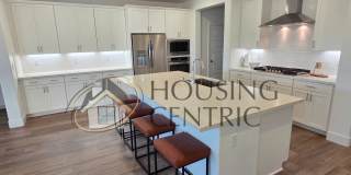 Executive Single Story Rental in HIGHLY DESIRABLE Heritage 55+ Community! Gallery 1