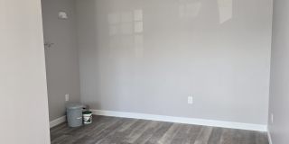 112 E Gilbreath St Gallery 22