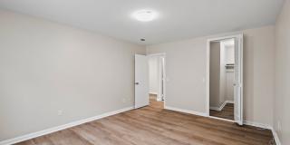 Super Spacious Newly Renovated 1-Bed 1-Bath Cranston! Gallery 9