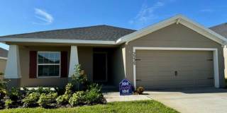 4 Bedroom 2 Bathroom House for Rent in Astonia, Davenport, FL Gallery 1