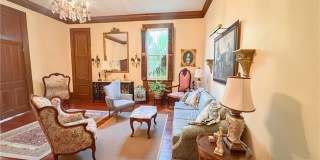 2726 PRYTANIA Street Gallery 6