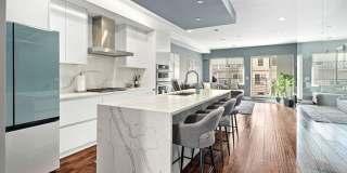 Premium Francisville Condo with Roofdeck! Gallery 8
