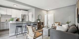 1376 North Pearl Street #109 - 1 Gallery 3