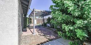 Great Ridgecrest 4 Bedroom Home Gallery 11