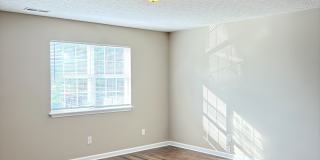 1985 Ada Way Gallery 2