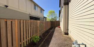 3BD/3BA Bethany Home with Vaulted Ceilings, Stainless Appliances & Gas Fireplace Gallery 43