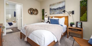 Watersedge Gallery 13