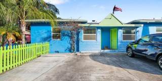 205 Palm Street Gallery 1