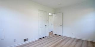 1036 GROBY Road Gallery 42