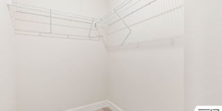 FULLY FENCED, UPGRADED 3/2/2 IN DESIRABLE PINE GROVE Gallery 23