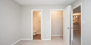 North Chase Gallery 16