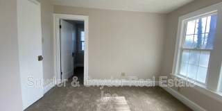 623 Doris Ave. Gallery 24