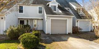 Stylish Living Meets Ultimate Convenience in This 3BR/2.5BA Ocean Lakes Townhome! Gallery 1