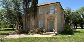 736 Mulberry Gallery 1