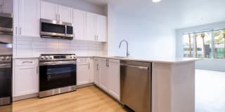 Pacific Place Gallery 62