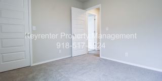 New Construction with Pond View! 4 Bed 2 Bath Broken Arrow Gallery 8