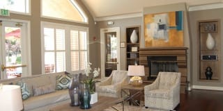 Pinnacle at Galleria Luxury Apartments Gallery 15