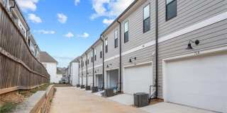 708 Stickley Oak Way Gallery 32