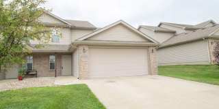 Large Duplex in Vanderveen Gallery 1