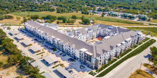 Palladium Carver Living Gallery 31