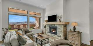 Beautiful  home in Entrada! Gallery 6