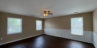 18 NEVILLE Court Gallery 30