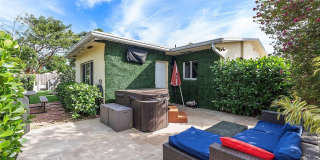 1541 NE 34th Street Gallery 12