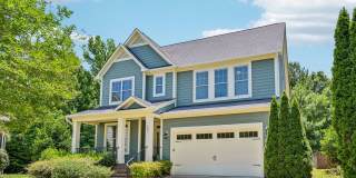 Spacious 4-Bedroom Home with Screened Porch & Peaceful Natural Setting Gallery 1