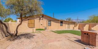 Centrally Located 4-Bed, 2-Bath Tucson Rental – Near U of A Gallery 43