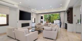 333 S Canon Dr Gallery 2