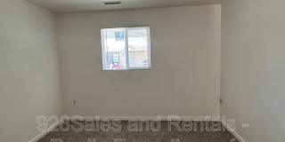 2627 N Rose St` Gallery 16