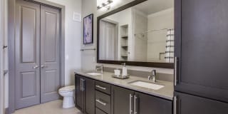 Windsor Cityline Gallery 14