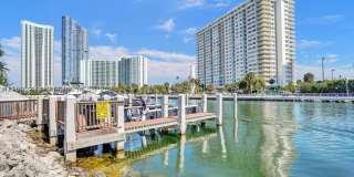 400 Kings Point Dr Gallery 2