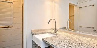 2 Bedroom, 1 Bath -  Colonial Town Gallery 15