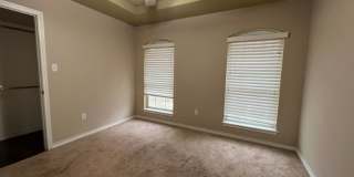 2457 Independence Gallery 14