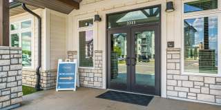 The Boulevard Gallery 32