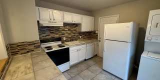 One Story House off Thomas Road Gallery 5