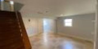 621 N. Nelson Street Gallery 7