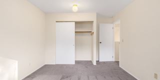 Redmond 3 Bedroom 1.5 Bath Garage Duplex Gallery 19