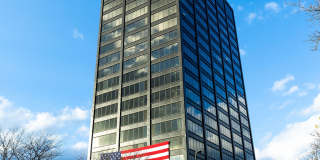 The Residence at 1000 Elm Gallery 34