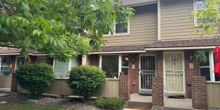 Spacious townhome in a quiet well maintained community Spacious townhome in a quiet well maintained community Gallery 1
