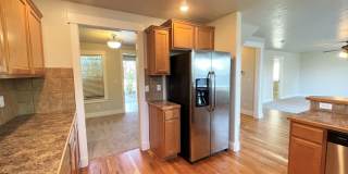 Beautiful and roomy 4bd 2.5ba home in Saddlebrook Subd. just off Star Rd. Beautiful and roomy 4bd 2.5ba home in Saddlebrook Subd. just off Star Rd. Gallery 12
